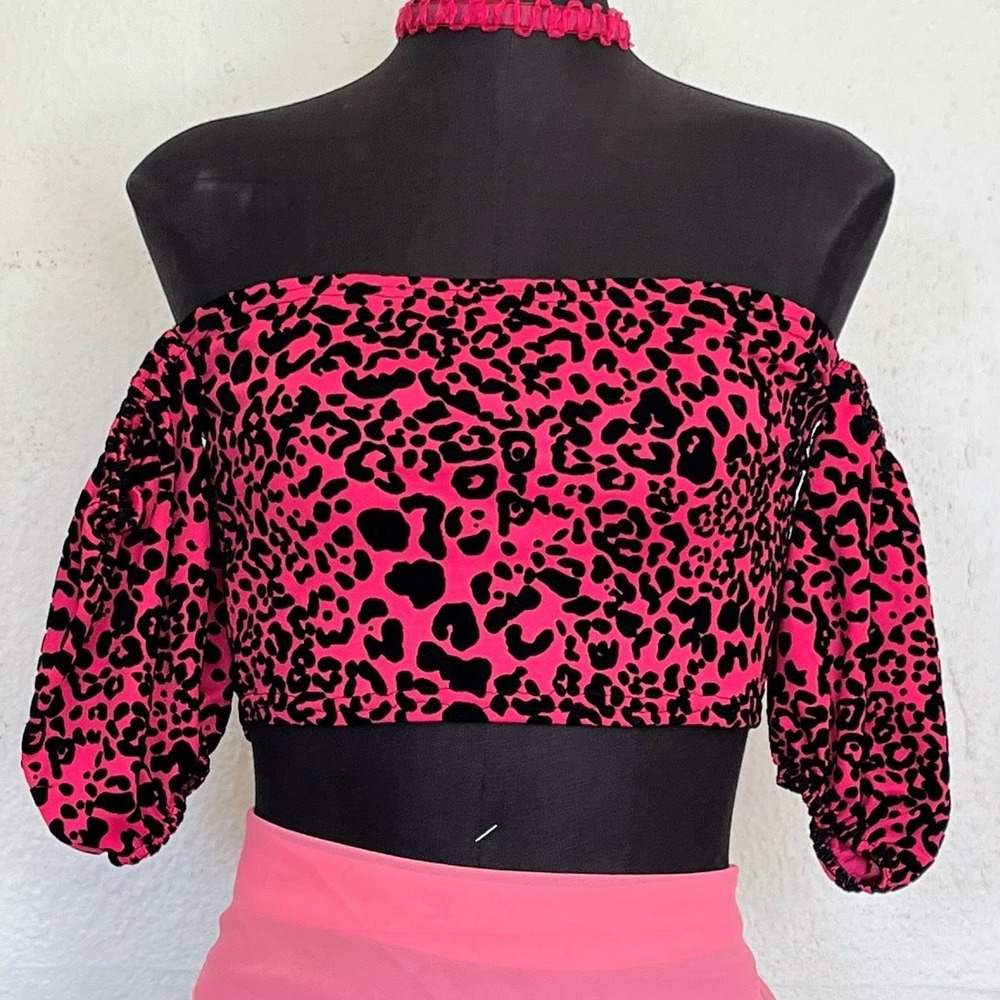 PrettyLittleThing Pink Leopard Print Off Shoulder Puff Sleeve Crop Top USA 6